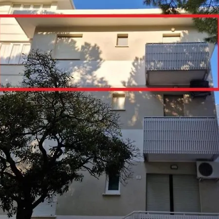 Angela Rusalen Apartamento